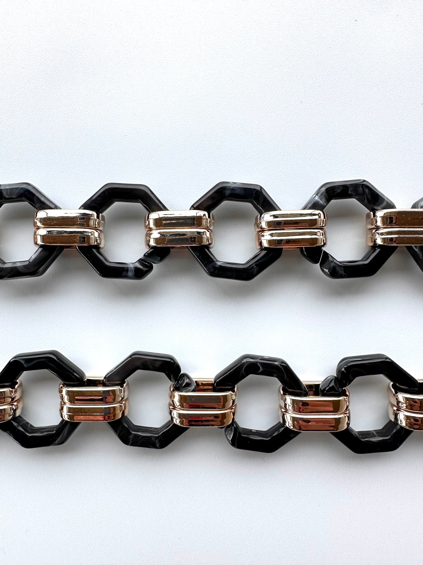 Telefoonketting marmer goud geschakeld